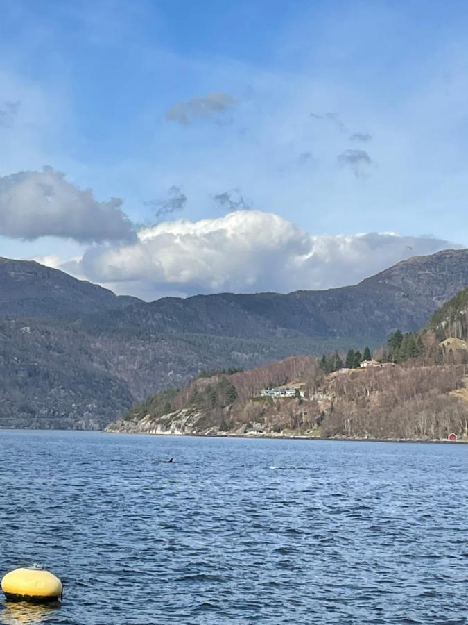 Smaken Av Ryfylke Event As Overnatting, Bygningen Drives Ikke Som Hotell Hjelmeland Exterior foto
